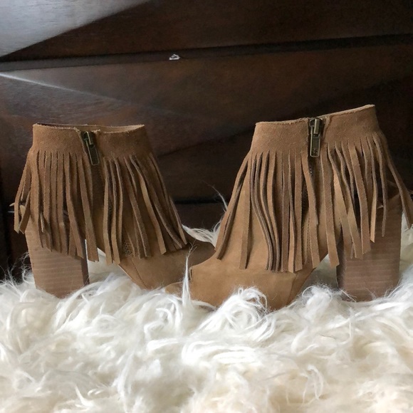 Fringe booties - Picture 3 of 5